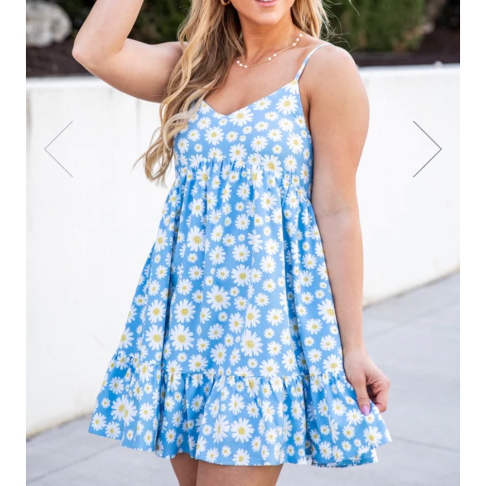 PINK LILY Brand new never worn!